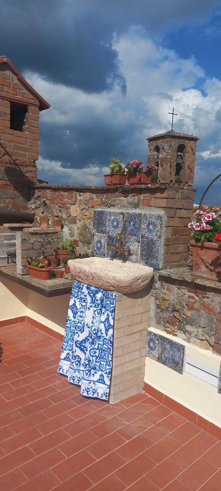 La Casa Del Gallo Radicondoli ภายนอก รูปภาพ